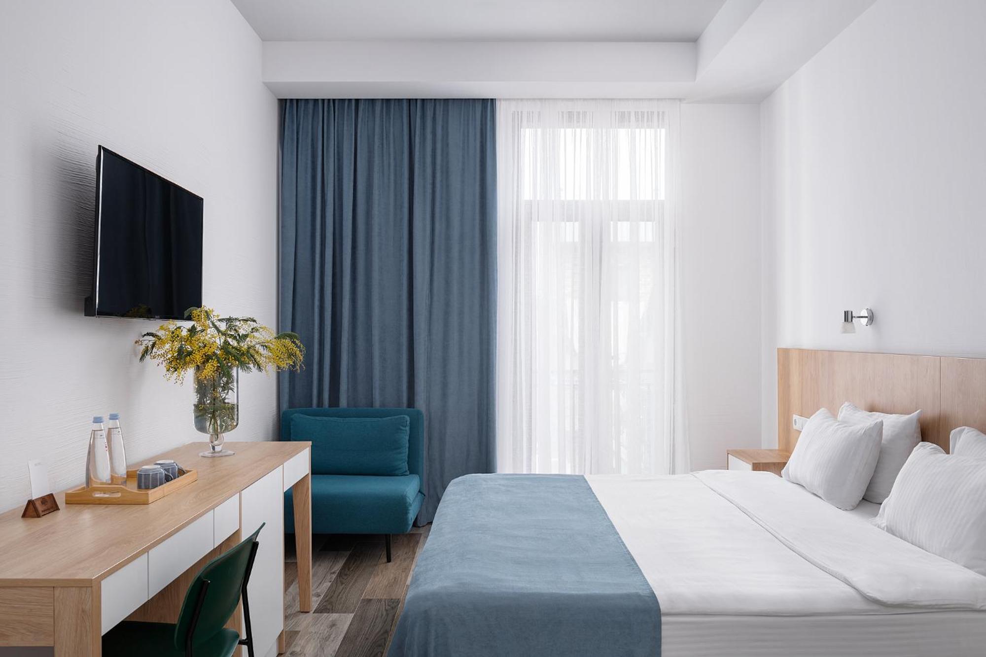 Mariinsky Boutique Hotel Батуми Екстериор снимка