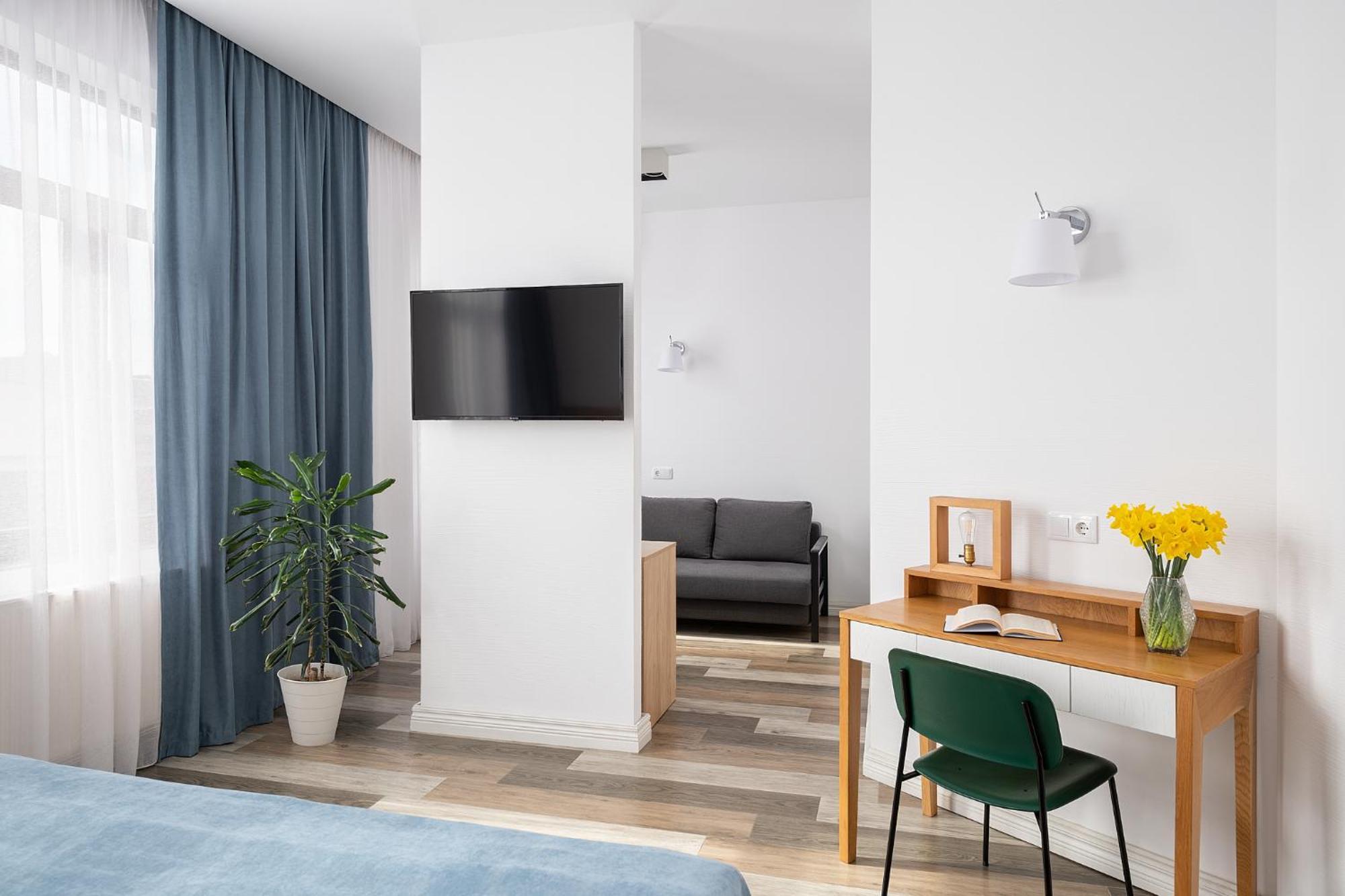 Mariinsky Boutique Hotel Батуми Екстериор снимка