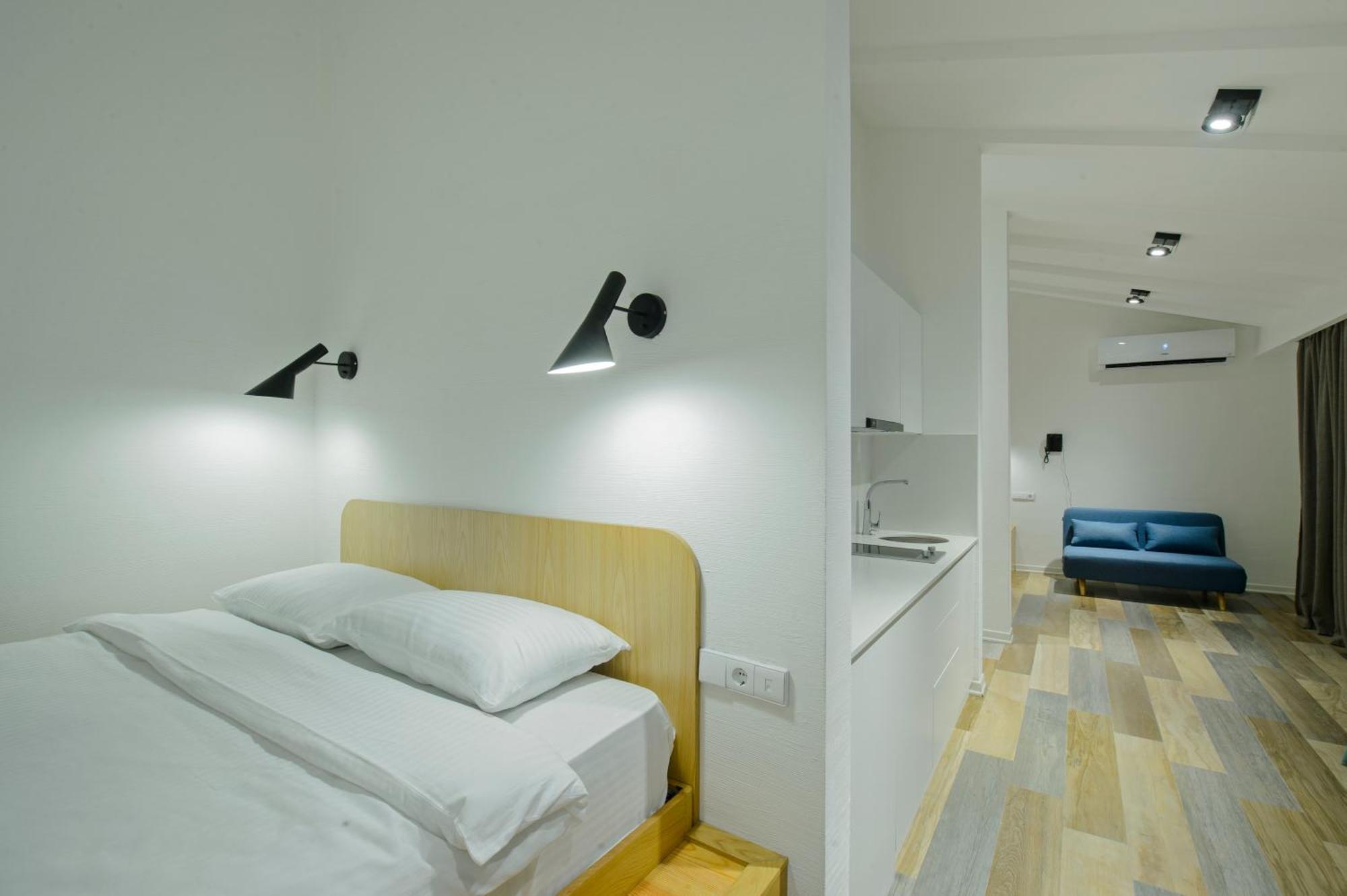 Mariinsky Boutique Hotel Батуми Екстериор снимка