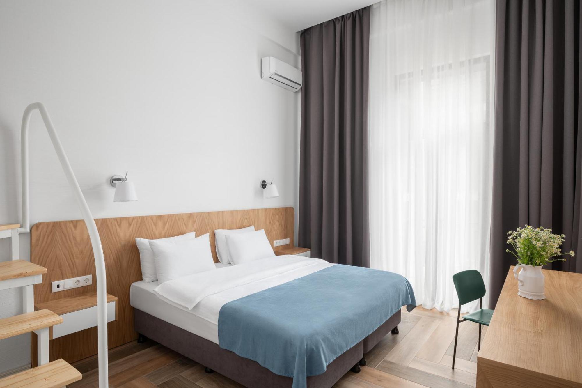 Mariinsky Boutique Hotel Батуми Екстериор снимка