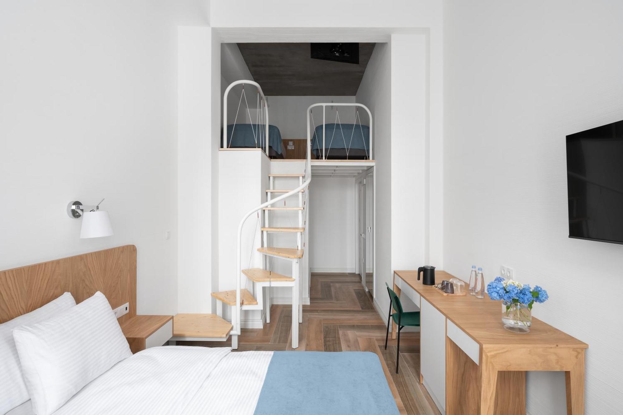Mariinsky Boutique Hotel Батуми Екстериор снимка